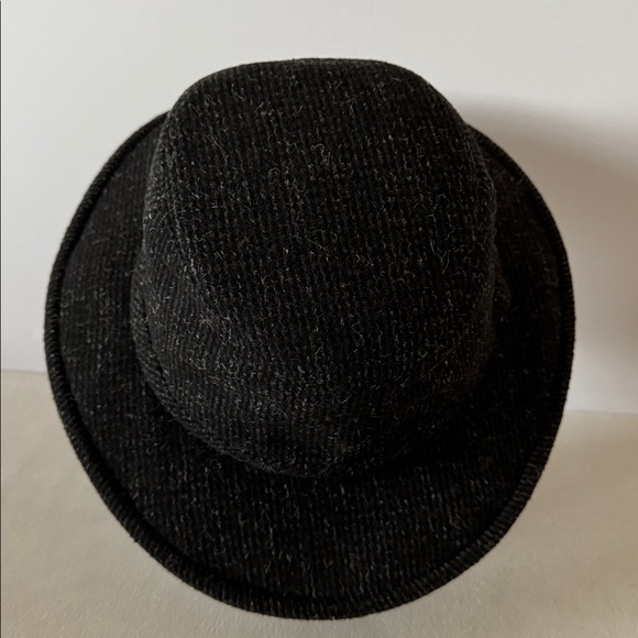 Tilley Winter Hat - Picture 4 of 13